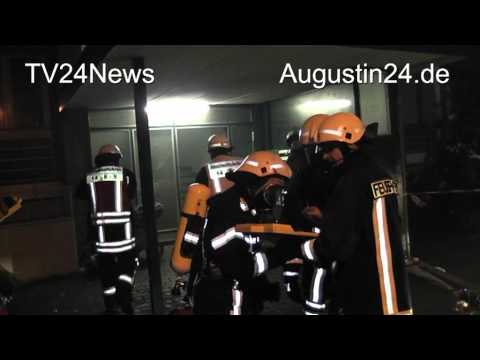 News24Video - (cvd/db) Niederpleis -- Alarmmeldung kurz nach Mitternacht -- Alles feiert die Böller fliegen -- In Sankt Augustin heulen um 00.06 Uhr die Sirenen -- Sofort ...