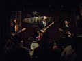 Beetle Plays Paperback Writer