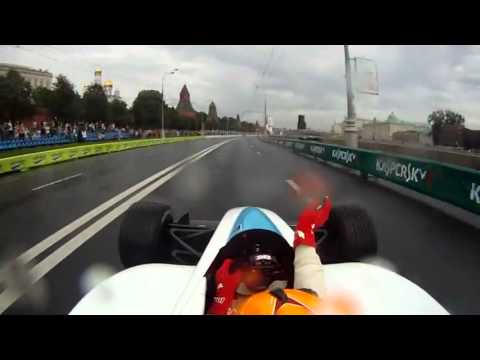 El F1 Eléctrico haciendo derrapes en Moscú