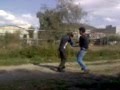 Pegale al redezoner