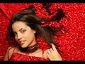 Debia ser amor con fotos de Maria Gabriela de Faria en isa tkm... la venezolana mas guapa... actualmente: isa tk+ Letra: Hoy siento frio en mi corazón yo no sabía que era tan triste estar sola y no encuentro motivos para ir con mis amigos mas bien... mas bien quiero llorar. Hoy siento pena en mi corazón y no parece irse aunque pasen las horas yo quisiera olvidarte pero vuelvo a buscarte y no se... no se qué pasará. Debía ser amor pero es mas soledad ésta tristeza que anda por mi alma y mi cabeza no me deja en paz (bis) Hoy no me llega la inspiración y ese espejo que no deja de mirarme y ahora todo es vacio por un sueño perdido y no se cómo resultará Debía ser amor pero es mas soledad ésta tristeza que anda por mi alma y mi cabeza no me deja en paz (bis) Hoy los consejos están de mas quiero quedarme sola no me verán llorar porque sé que este momento un día﻿ pasará Debía ser amor pero es mas soledad ésta tristeza que anda por mi alma y mi cabeza no me deja en paz (bis)