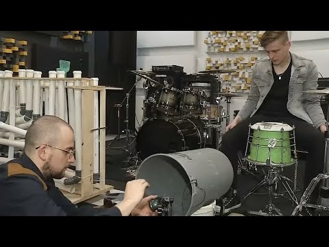 Krakauer Recycling-Band macht aus Mll Musik