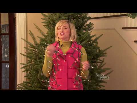 how to light a christmas tree