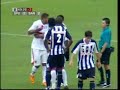 Adriano é expulso no clássico Adriano é expulso no clássico