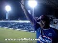 Bandera gigante de la Barra Alianza Azul en el Estadio Capwell partido por la Copa libertadores de America Emelec vs. Nacional de Uruguay
