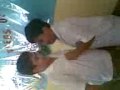 videos de My classmate plays with the classroom curtain....