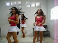 Oi olha a gente pagando mico aí, a menina da esquerda é a Rafaela, o orkut dela é esse, www.orkut.com.br A menina da direita sou eu Tamara, oia o meuorkut aê, www.orkut.com.br O menino atrás da Rafa é o Jefferson, olha o orkut dele, www.orkut.com.br O menino atrás de mim é o Admir, oia o orkut dele, www.orkut.com.br A menina lá a trás é a Helaine, o orkut dela eu não tenho, rç. . Gente essa apresentação foi doideira . . Dançamos mal, pacas ! rsrs .. Mais ganhamos pontos ÊÊÊ !