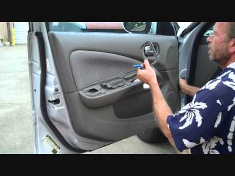 how to remove a cd player from a nissan almera