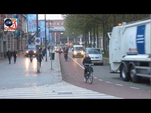 's Hertogenbosch - Cycling in the morning rush hour in 's-Hertogenbosch with a high number of other cyclists the roads and cycle paths are very busy. More info: http://bicycled...