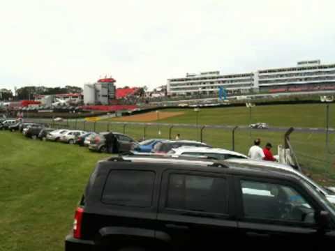 Brands Hatch 2010 - 20 - IMG_2275.MOV