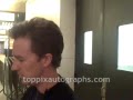 Edward Norton - Signing Autographs at 