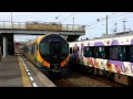 8600系特急いしづち103号 伊予北条駅停車中 2000系特急いしづち号離合停車