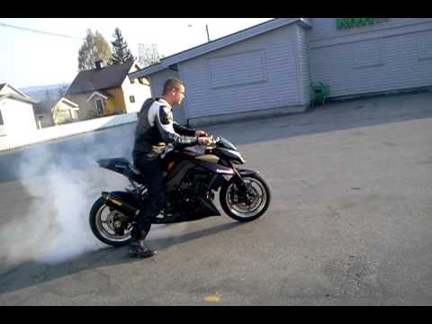 z1000