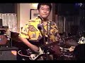 寺内流師範代五十棲淑朗が真剣!! ついに初フル演奏版をアップ。2008年7月10日に清水区「もでらあと」にて行われたライブより抜粋。 ぜひご視聴のほど。 文化屋楽器店ホームページbunkaya.main.jp