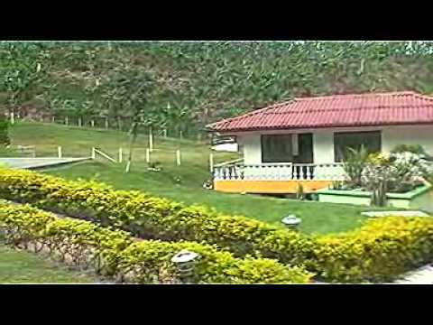 combia - Finca con un área de 7 cuadras, topografía ondulada, aguas propias y de acueducto, dos casas, piscina, jacuzzi, kiosko, bbq, pesebreras, cancha de futbol y b...