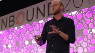 Photo of Oli Gardner speaking