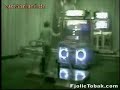 Guy gets mad on stepmania Guy gets mad on stepmania