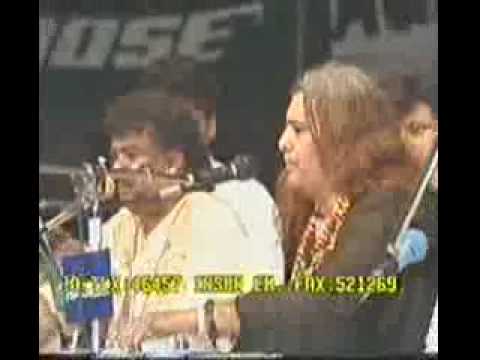 Bhar do Joli mari - Part of the rare Qwali, Bhar Do Jholi meri ya Mohammad.