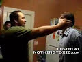 www.malaostia.net Video en el que 2 amigos juegan a ver quien se da la ostia mas fuerte... Gana el más gordito... xDDDDDD www.malaostia.net