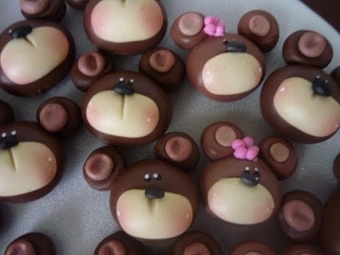 porcelanicron - http://elrinconmagicodelasmanualidades.blogspot.com/ https://www.facebook.com/ManualidadesHormiga?ref=hl apliques de porcelana fria para decorar los moños pa...
