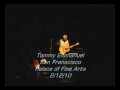Tommy Emmanuel Plays Over the Rainbow Voir la Vidéo