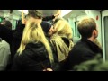 Valentines dag kysse flashmob i Københavns metro