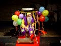Dolf Bordenveger als kabouter v��r de ton, 2004