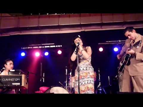 sunday best records - Kitty Daisy & Lewis - Got My Mojo Workin' - Label SUNDAY BEST RECORD COMPANY- Concert du 24 Avril 2010 à Aulnoye - Aymeries (FRANCE) - 9eme Foire aux Disques...