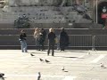 milan arsenal: tifosi dei gunners in piazza del duomo