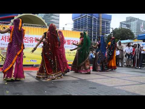 Nagada Sang Dhol Baje 720P Video Download Nagada Sang Dhol Baje 720P Video Download