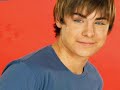 NEW! Zac Efron sings \"girfriend\" by Avril Lavign NEW! Zac Efron sings \"girfriend\" by Avril Lavign