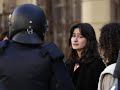Un homenatge a la #PrimaveraValenciana ia tots els idealistes, utòpics i ingenus, inconformistes tossuts que han dit prou, que no es refugien darrere de les paraules i han passat a l'acció. La música és de Pau Alabajos: 