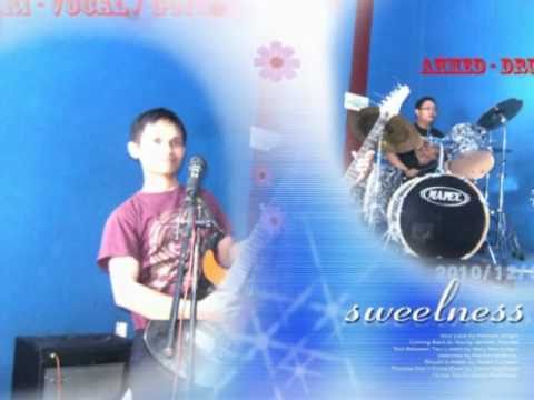 Flora Band - Kita Masih Saling Cinta (KMSC) Flora Band - Kita Masih Saling Cinta (KMSC)