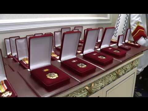 Президент Игорь Додон присвоил высокие государственные награды группе граждан Республики Молдова