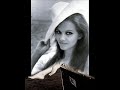 hommage � claudia cardinale � travers un d�fil� de ses plus belles photos.
beautiful woman
