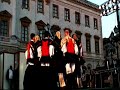 Oliena's BalletChie lu cheret su zainu meuch'est in sa fureria fulladuOrune e Bitti chin zente orgolesazente chi tenet su pilu in su corozente de sa provincia tattaresae de su circundariu de Nugòro!Orgosolo Nuoro e oliànasu samben de su coro han derramaduca sunu mortos in campu onoradudifendende sa terra italiana...Su Chentuchimbantunu Reggimentuchin su chimbantaduos tottu imparenon fizis bois sos continentalesch'hazes fortzadu su trimntzeramentu...