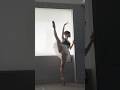 Aplomのブラトップおすすめです🤍  #aplom #ballet #balletdancer #underwear #インナー #アプロム #バレエ #バレエダンサー