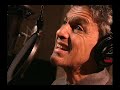 Caetano Veloso - "Qualquer Coisa" with Los Super Seven