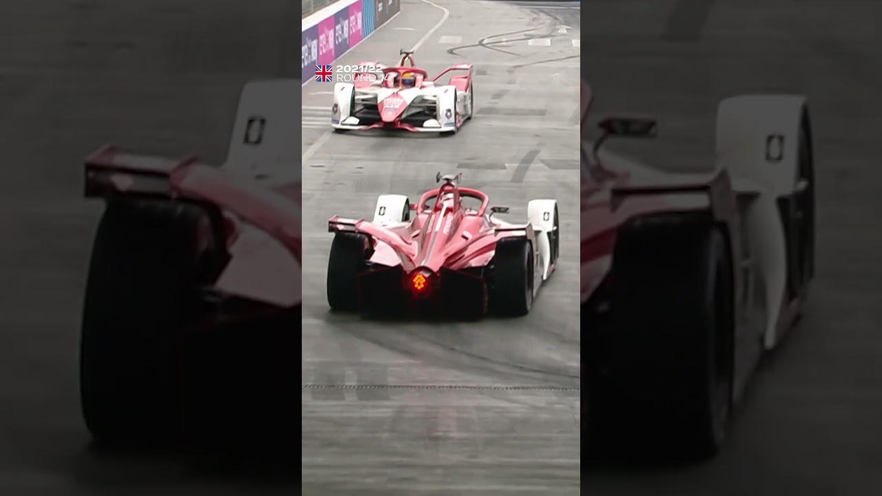 He just wanted to say hi 👋😅 #FormulaE