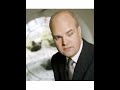 Reinfeldt sjunger nyprogg
