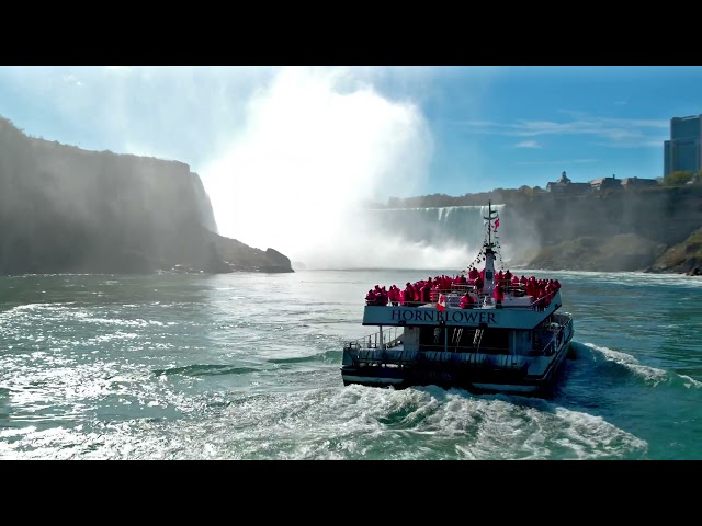 Niagara Falls – under city cruises