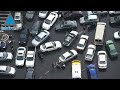 Según la Asociación de Importadores de vehículos de Israel, se ha producido un incremento del 15,5 % en el número de automóviles vendidos desde el comienzo del año. En el mes de julio, un total de 19.802 coches fueron comercializados en Israel. Si continúa la tendencia actual, los expertos consideran que las ventas a fin de año podrían alcanzar las 240.000 unidades, unas 20.000 más que en 2010. La automotriz koreana Hyundai está a la cabeza con un total de 3.087 vehículos entregados a en el último mes, seguido por Mazda, Toyota y Chevrolet. Por su parte Audi sigue siendo la opción preferida en el segmento de automóviles de lujo, con un total de 151autos vendidos en julio, seguido por Mercedes Benz, y BMW . --