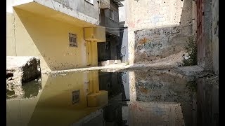 مخيم العروب يغرق بمياه الصرف الصحي والأهالي يناشدون عبر وطن