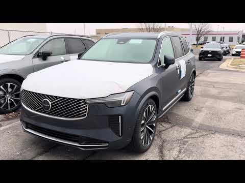 20255 volvo xc90 first look