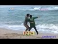 Kim Jong Min & Uhm Tae Woong Dance Poison at Beach 20111204