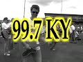 KC playing Smoke on the Water Breaks World Record!