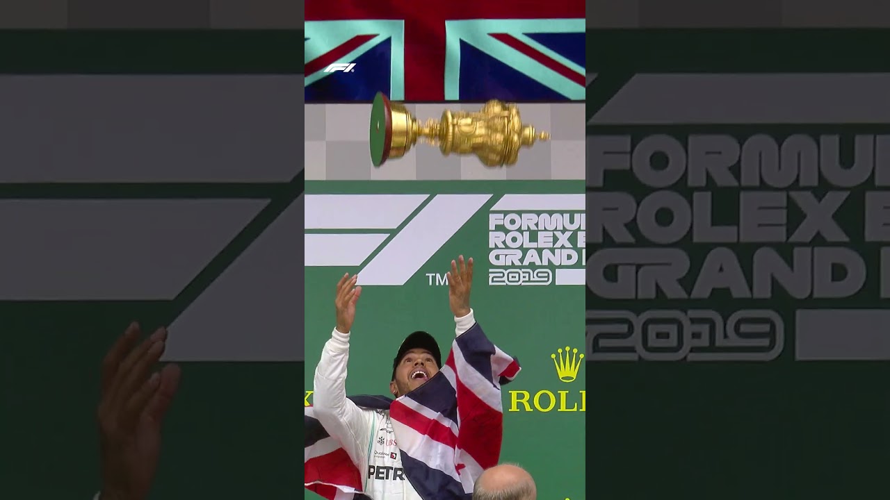 The Return Of Lewis' Iconic Celebration! 🏆