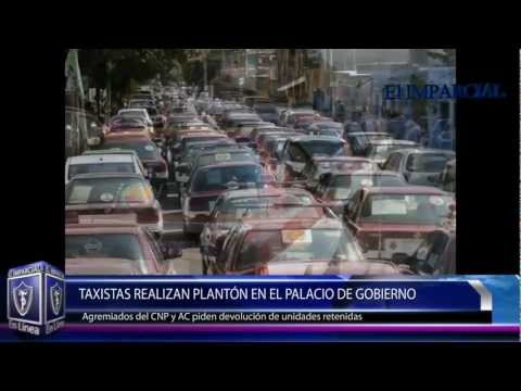 Piden liberar a taxis retenidos 