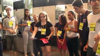 VÍDEO: English Day testa o conhecimento dos estudantes em gincana