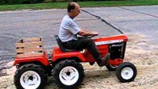 Allis Chalmers Allisgator  4 wheel drive garden tractor